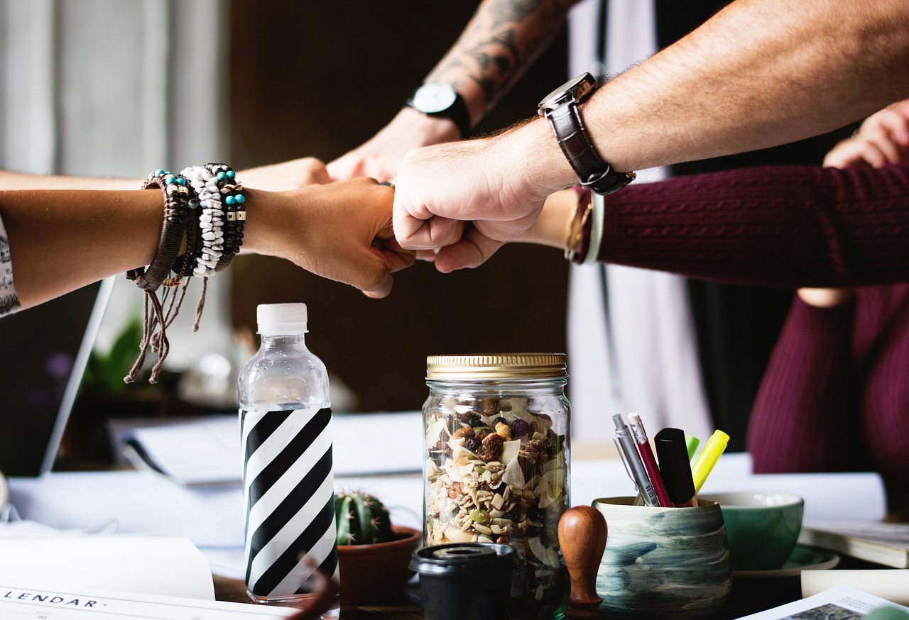 How Smart Vendors Manage 10x More Devices with the Same Team